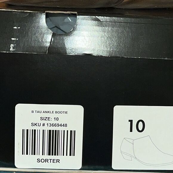 Torrid Taupe Ankle Booties Size 10WW - Picture 12 of 12